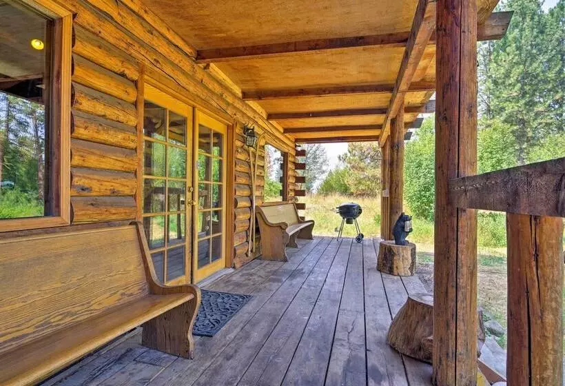 Rustic Idaho Cabin < 10 Mi To Payette Lake!