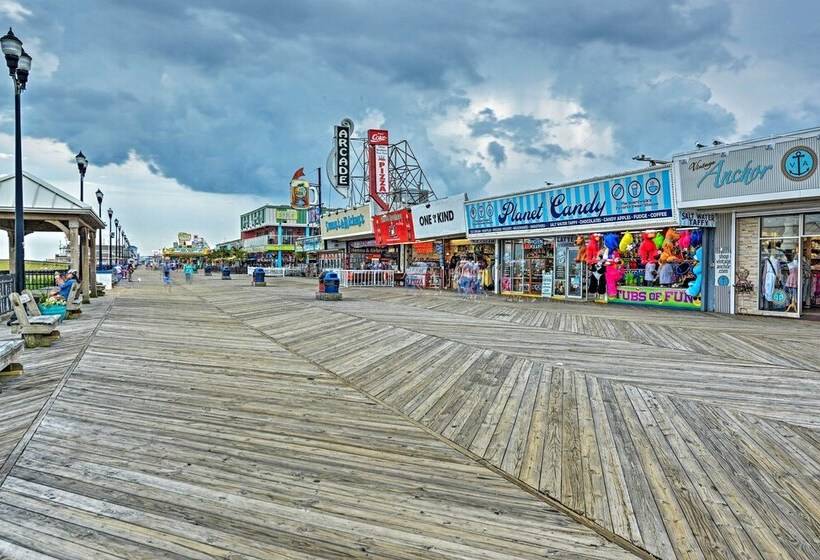 Seaside Heights Cottage < 1 Mile To Beaches!