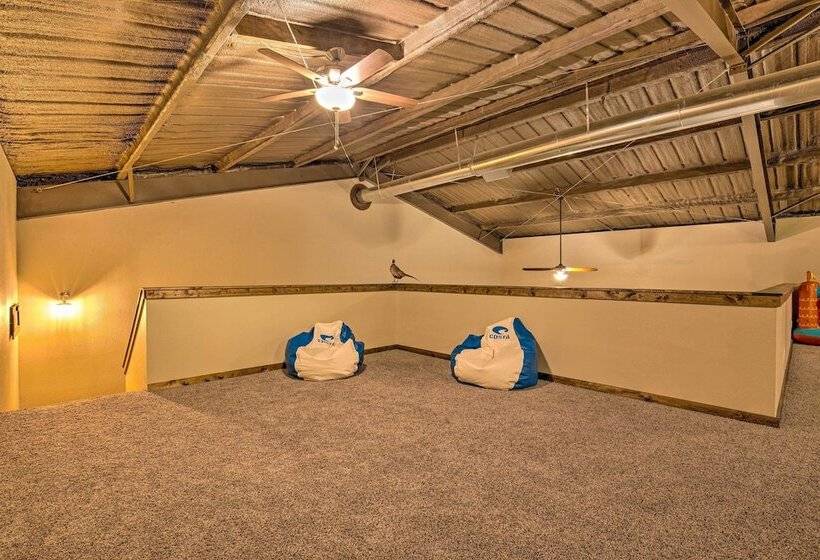 Secluded Home W/ Gas Grill, 3 Mi To Boating!