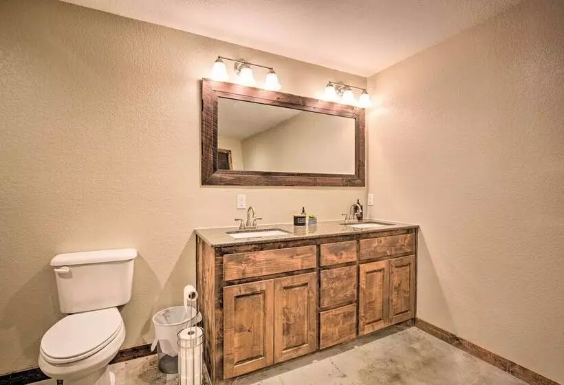 Secluded Home W/ Gas Grill, 3 Mi To Boating!