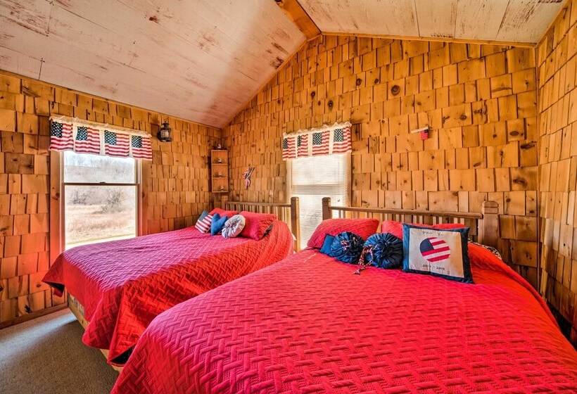 Secluded Spragueville Cabin By Atv Trails & River!