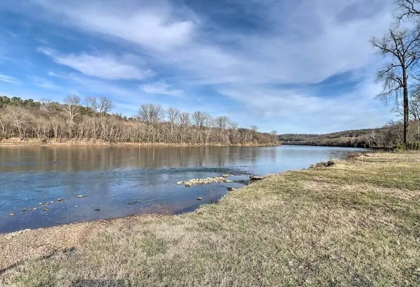 Secluded White River Haven Near Devils Knob!