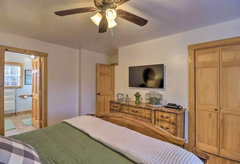 Secluded White River Haven Near Devils Knob!