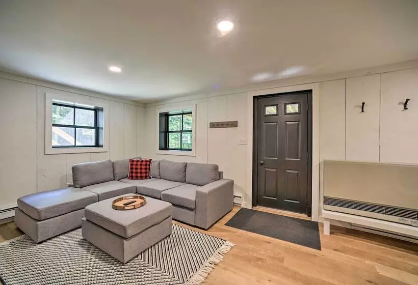 Sleek Cabin W/ Deck, 8 Miles To Mount Snow & Hikes