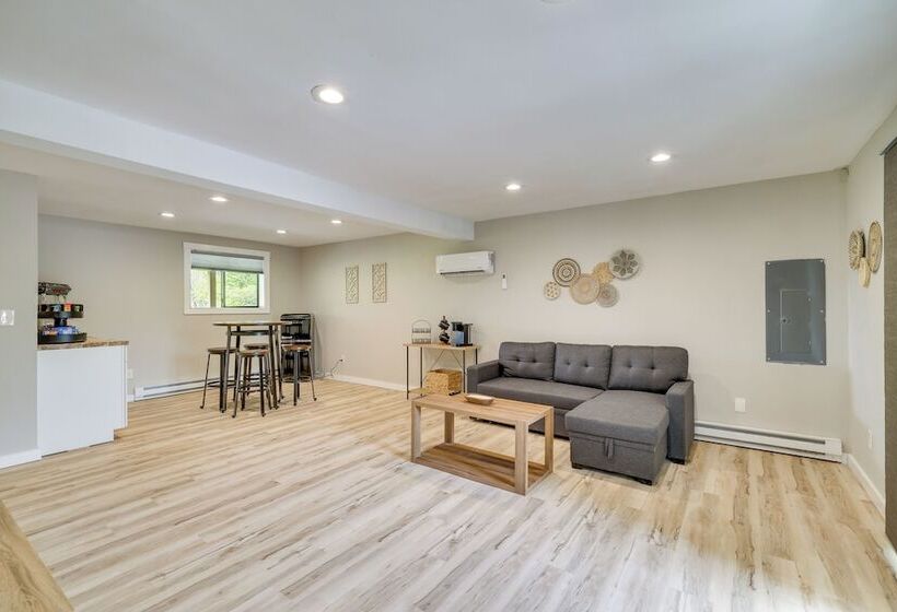 Spacious Lake Ariel Home W/ Community Amenities!