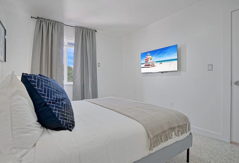 Elegant Wynwood Flats