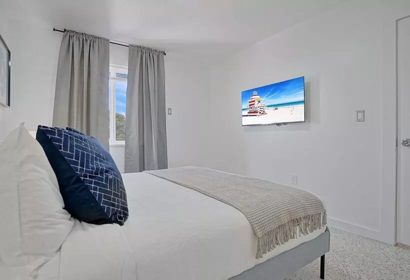 Elegant Wynwood Flats