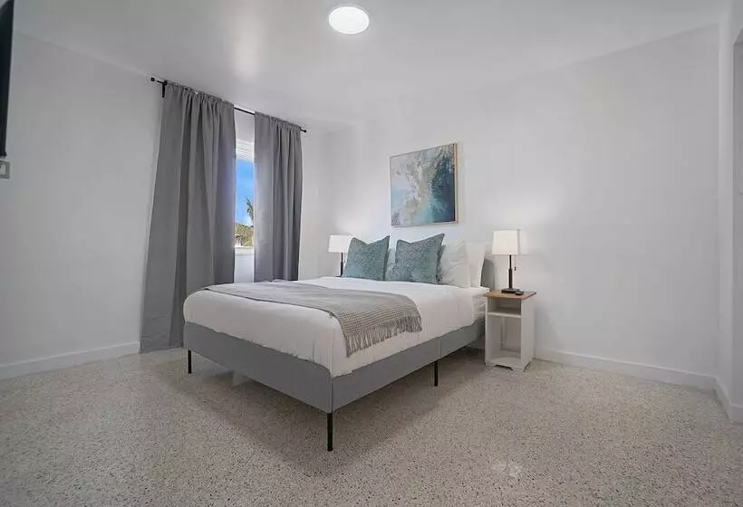 Elegant Wynwood Flats