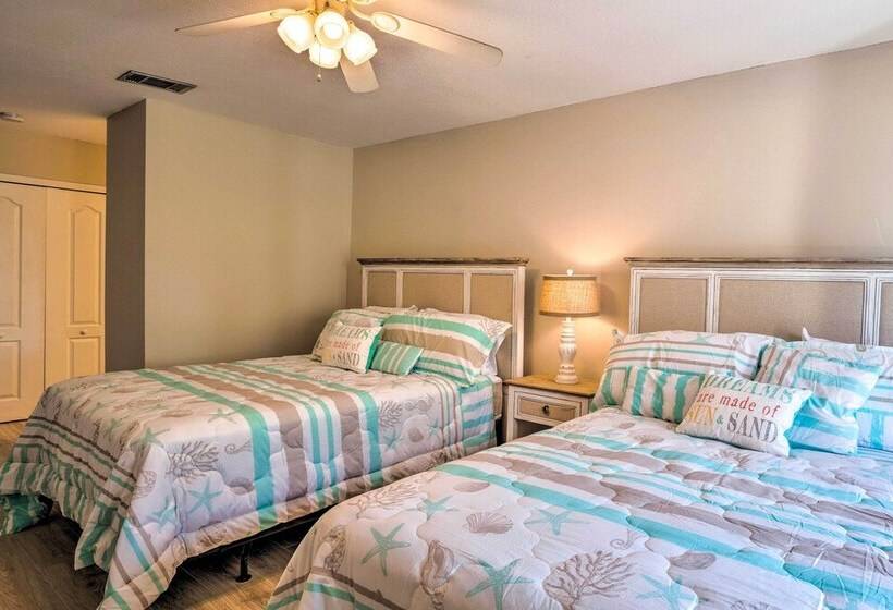 Sunny Port St Lucie Retreat W/ Lanai + Pool!