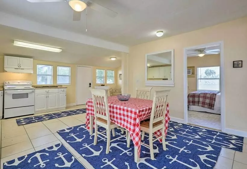 Surfside Oceanfront Cottage W/ Beach Access!