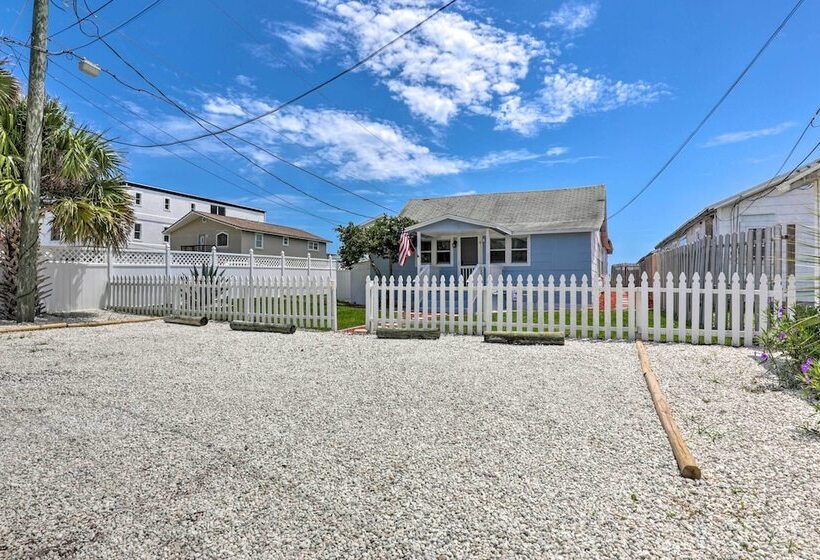 Surfside Oceanfront Cottage W/ Beach Access!