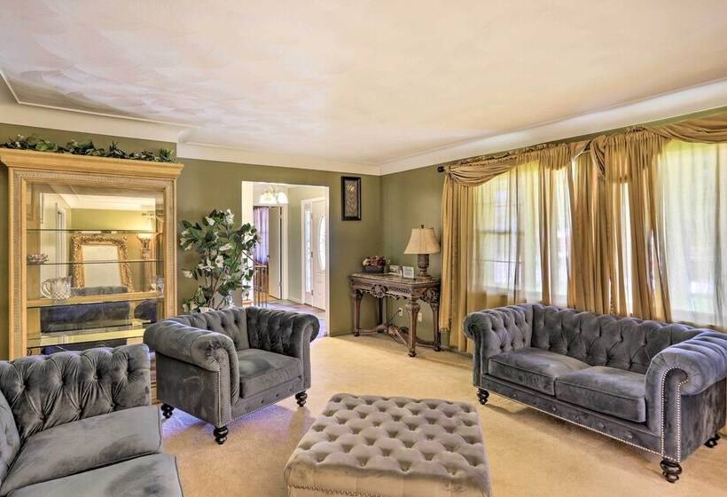 Toledo Home W/ Direct Golf Course Access!