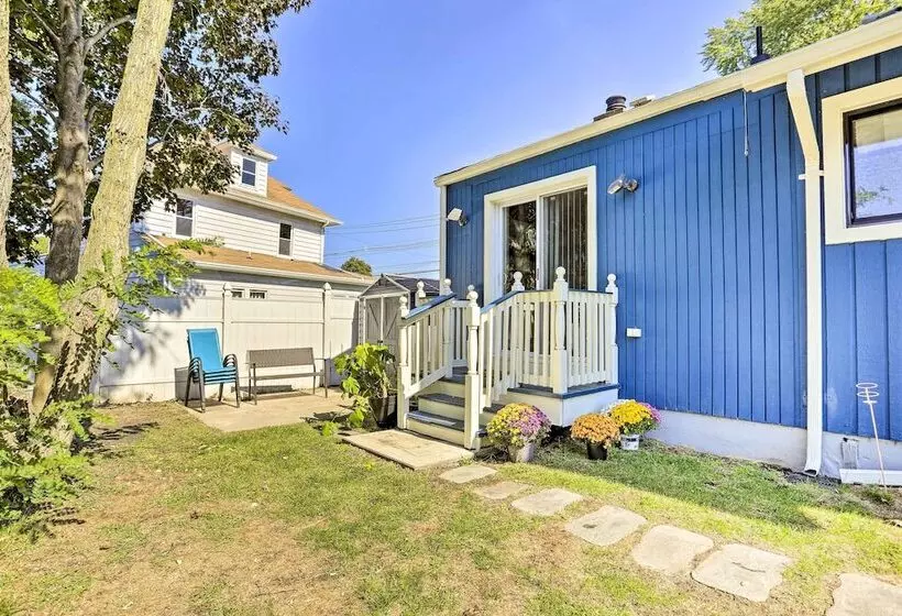 Vibrant Teaneck Home ~ 12 Mi To Manhattan!