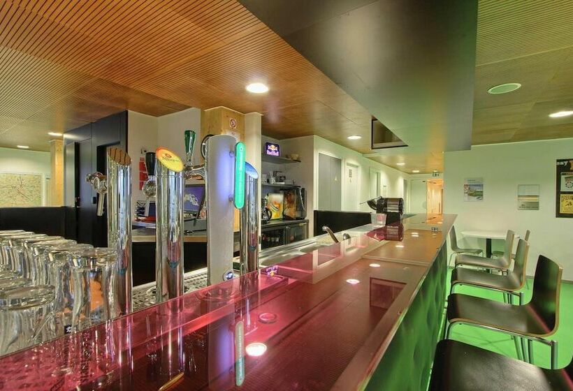 هاستل Auberge De Jeunesse Paris Hi Yves Robert