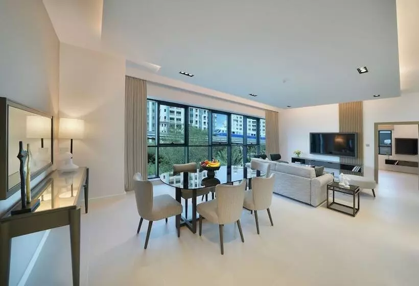 Cheval Maison   The Palm