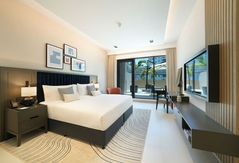 Cheval Maison   The Palm