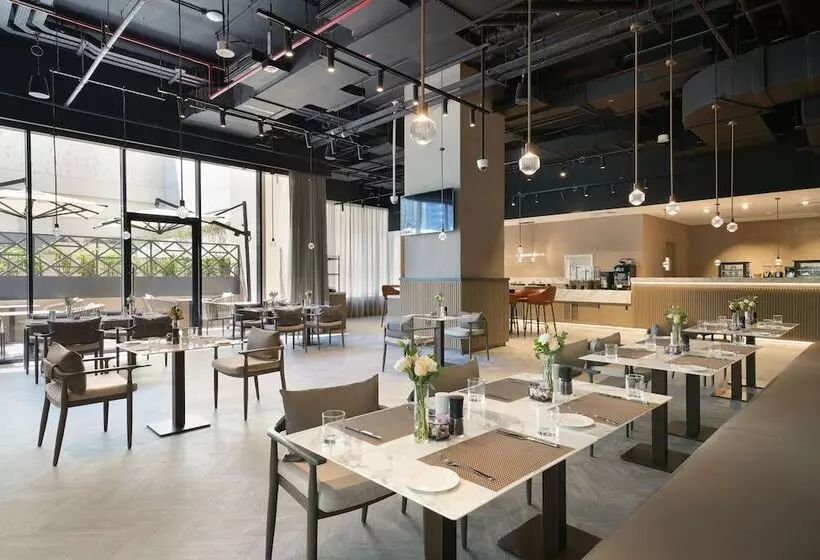 Cheval Maison   The Palm