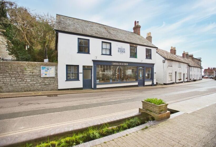 Fantastic 1bd Hideaway, 2 Minutes To The Sea