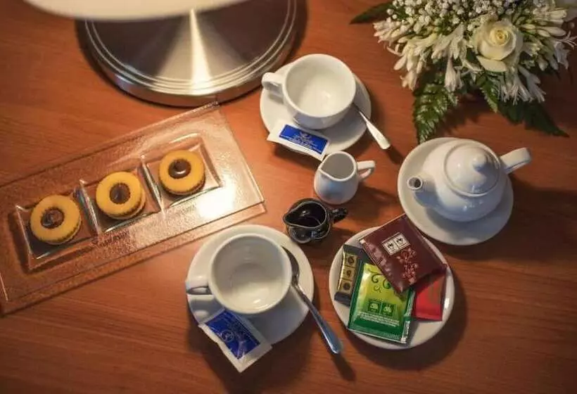 簡易ホテル Eboli