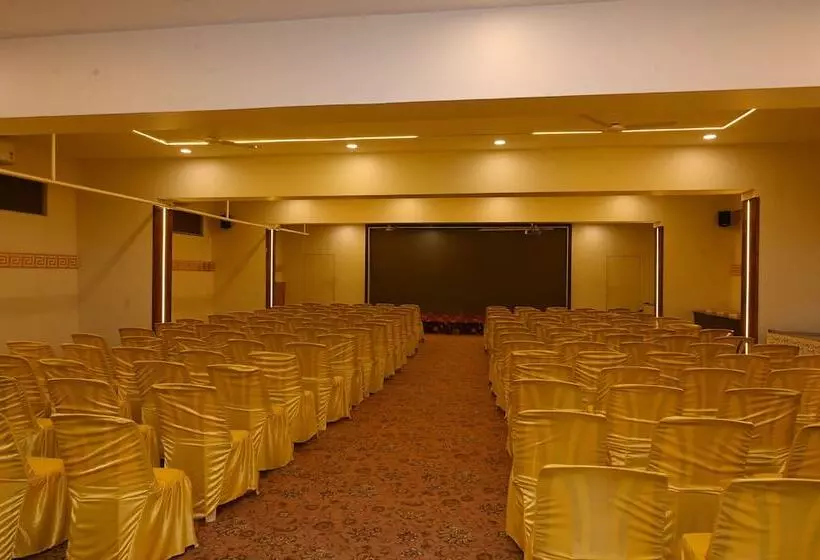 Hotelli Center Point