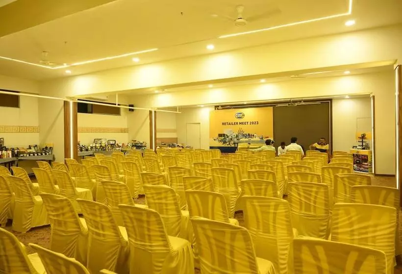 Hotelli Center Point