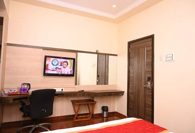 Отель Center Point