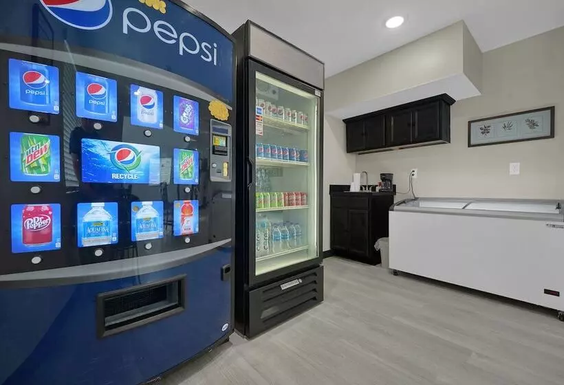 Hotelli Holmes Suites Inn Columbus Pataskala   I 70 East