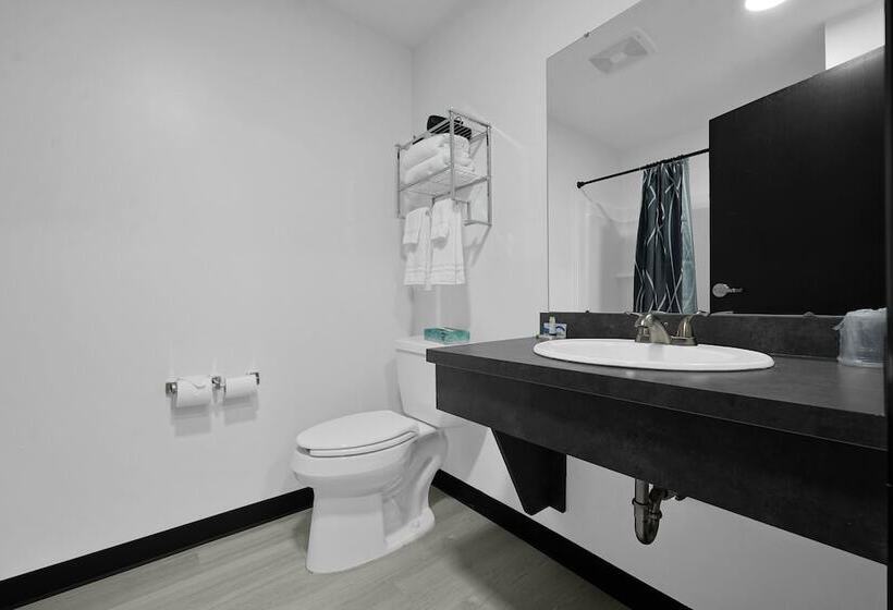 Отель Holmes Suites Inn Columbus Pataskala I 70 East