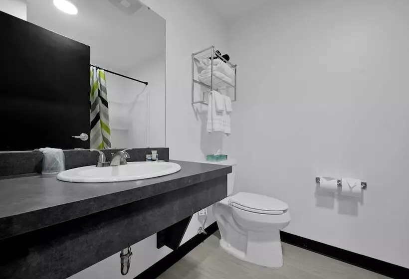 Hotelli Holmes Suites Inn Columbus Pataskala   I 70 East