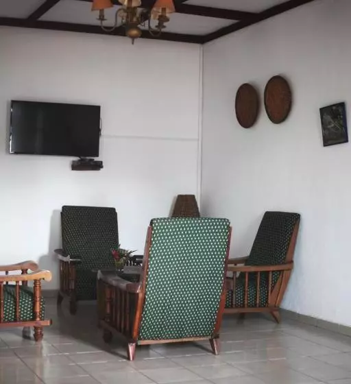 هتل Jardin De La Paix