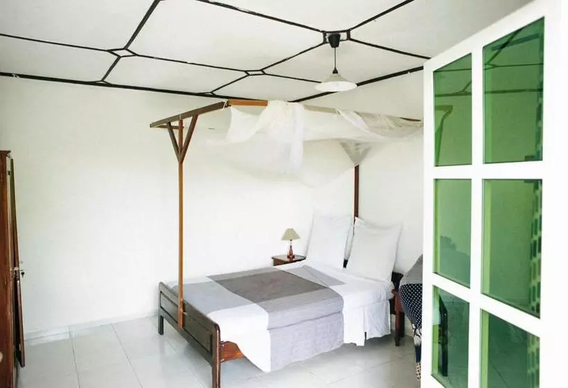 هتل Jardin De La Paix