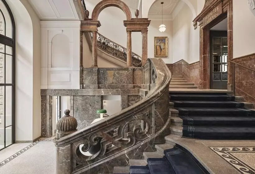 هتل Rosewood Munich