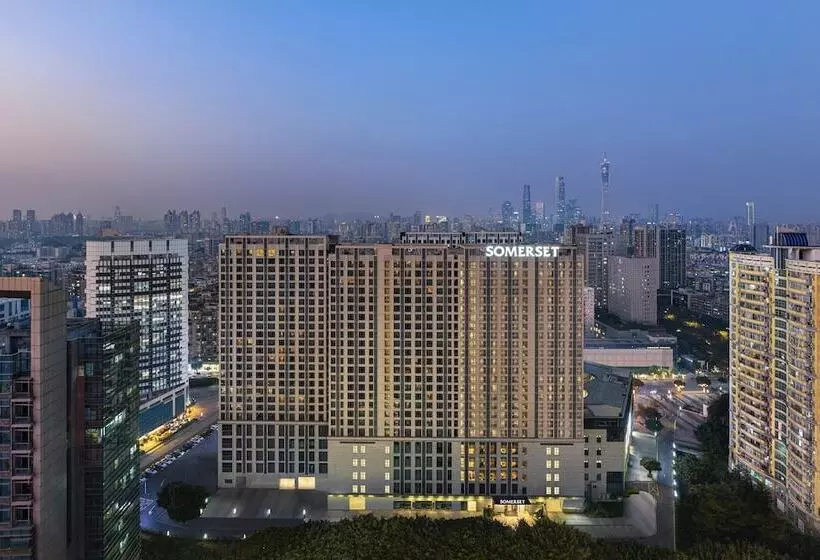 ホテル Somerset Haizhu Centre Guangzhou   Free Shuttle Bus To And From The Exhibition Hall During The Canto