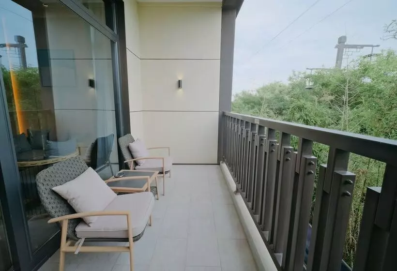 Hotelli Swisstouches Resort