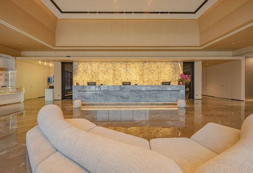 Hotel Swisstouches Resort