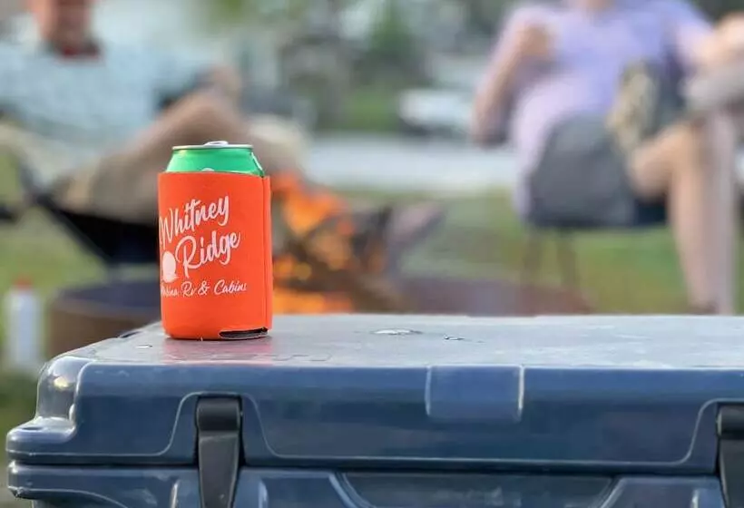 Hotelli Whitney Ridge Resort