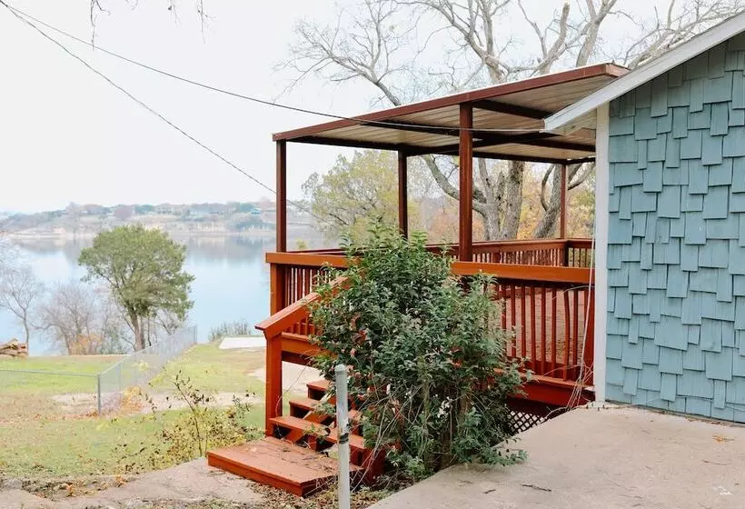 Hotelli Whitney Ridge Resort