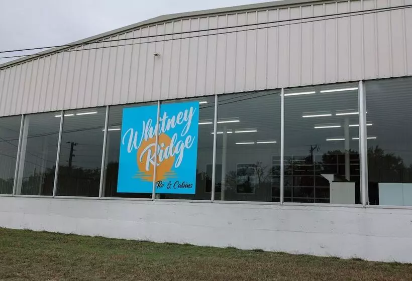 Hotelli Whitney Ridge Resort