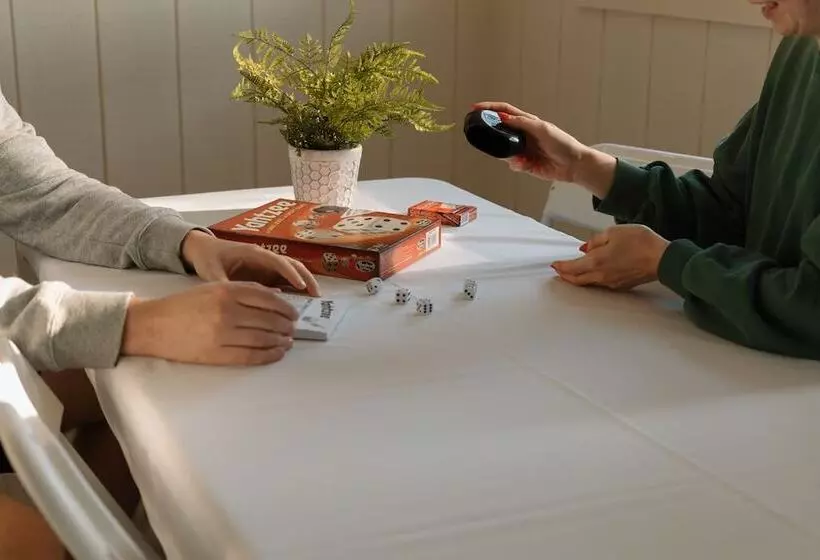 Hotelli Whitney Ridge Resort