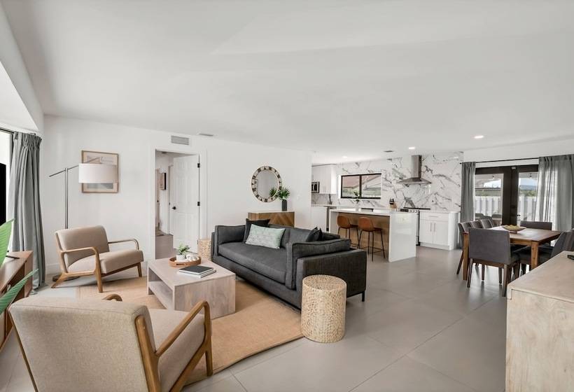 Kasa Lighthouse Point South Florida