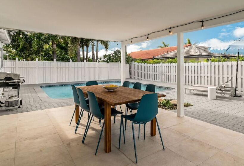 Kasa Lighthouse Point South Florida