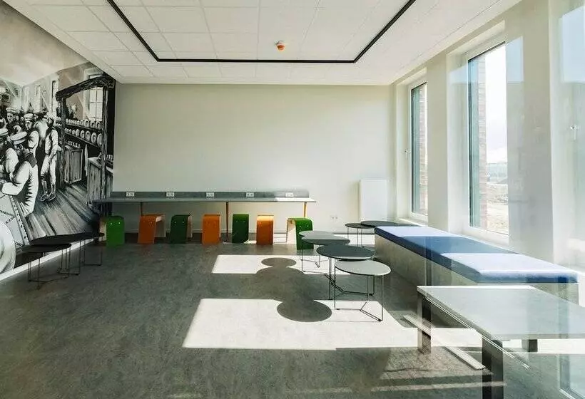 Limehome Bremerhaven Kantstraße