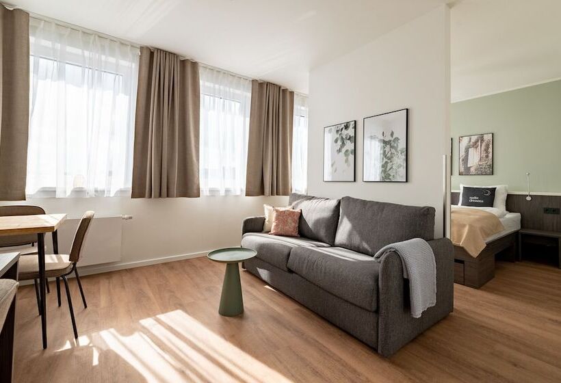 Limehome Bremerhaven Kantstraße