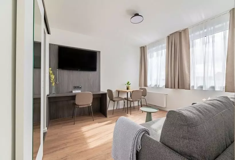 Limehome Bremerhaven Kantstraße