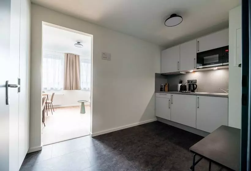 Limehome Bremerhaven Kantstraße