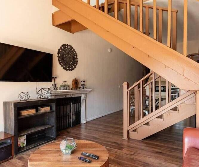 North Bay Mountains Cabins