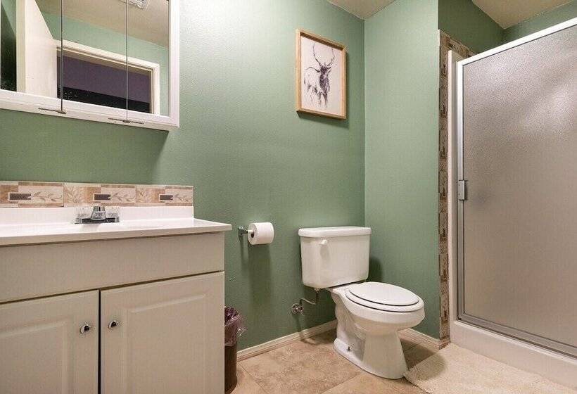 North Bay Mountains Cabins