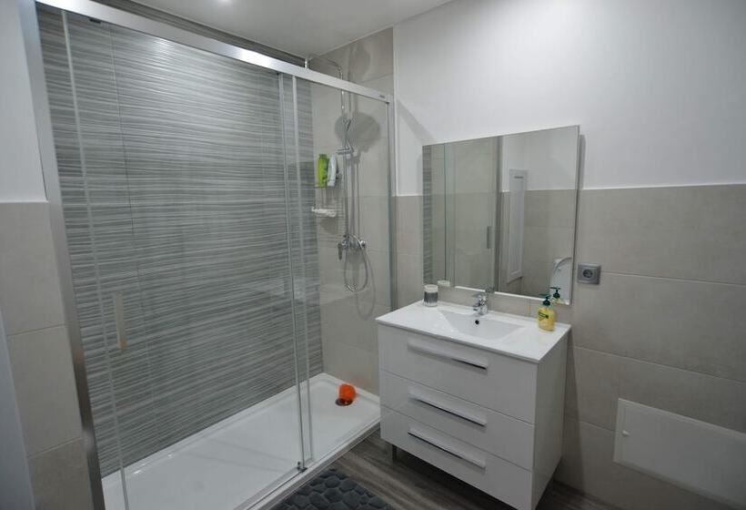 ペンション Casas Do Baleeiro   Whaler’s Houses