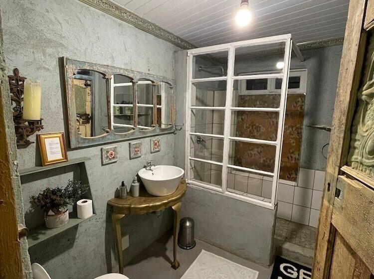 膳宿费 The Love Story Guest House