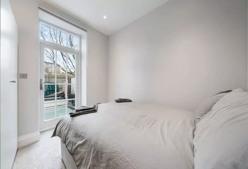 レジデンス Modern Townhouse With Cinema Room In London Se1